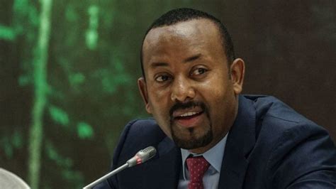 Tigray Crisis Ethiopia Orders Military Response After Army Base Seized