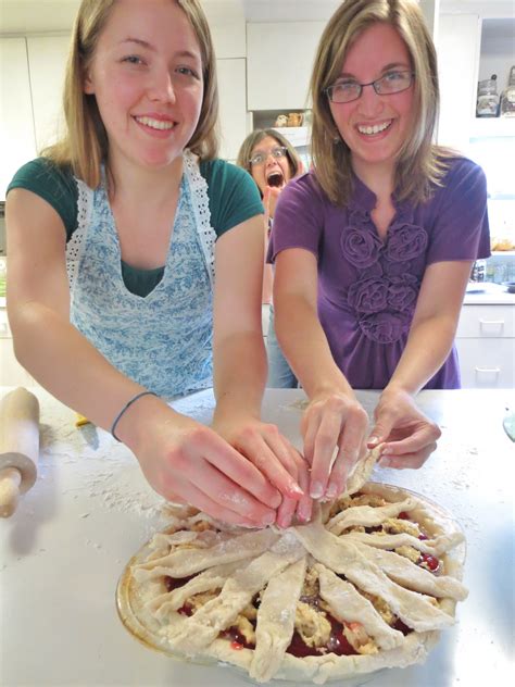 Princesses Pies And Preschool Pizzazz Friday Pie Day Cherry Berry Streusel Pie