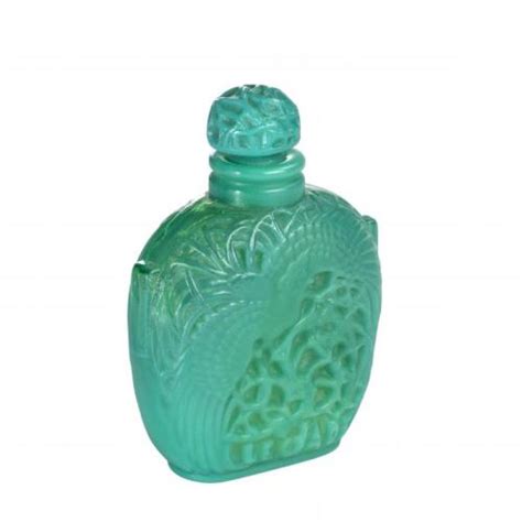 thumbs pro blondebrainpower René Lalique1926Mould blown glass bottle