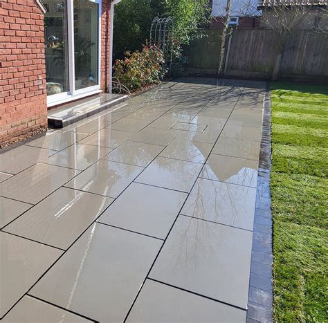 Smooth Sawn Honed Kandla Grey Natural Sandstone Paving Off