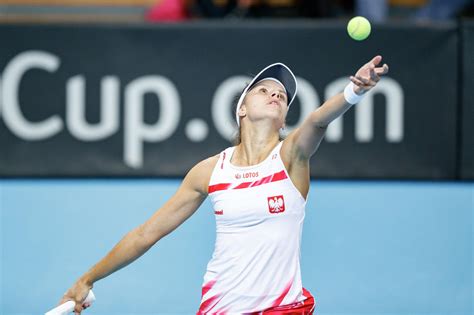 Tenis Magda Linette o krok od finału Typy kursy Super Express