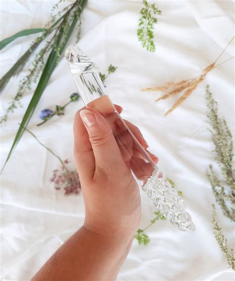 Clear Quartz Dildo Quartz Pleasure Wand Quartz Crystal Quartz Yoni Wand Double Head Curved Dildo