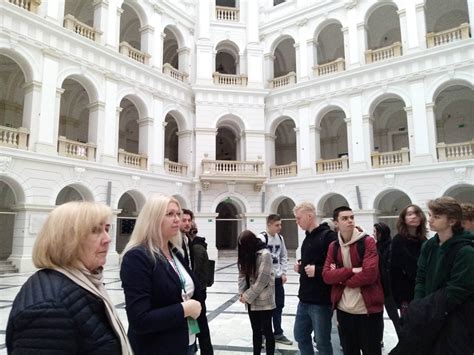 Zwiedzanie Muzeum Politechniki Warszawskiej Centrum Kształcenia