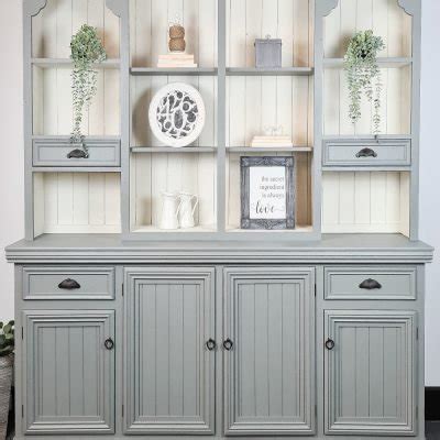 How To Paint Farmhouse Hutch Using Dixie Belle Silk Raggedy Bits