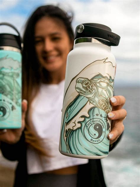 Tandc Surf 32 Oz Mālama Honu Hydro Flask In 2024 Hydroflask Trendy Water Bottles Engraved