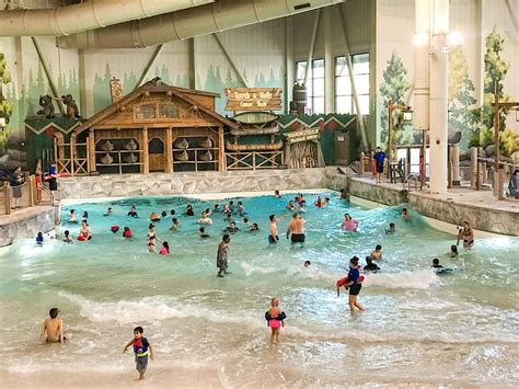 A Review Of The Great Wolf Lodge Water Park In Grand Mound Off