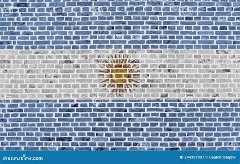 Bandeira Da Argentina Pintada Numa Parede De Tijolos Imagem De Stock