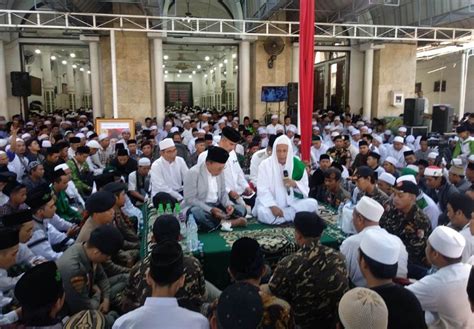 Anggota Dewan Pertimbangan Presiden Habib Muhammad Luthfi Bin Yahya