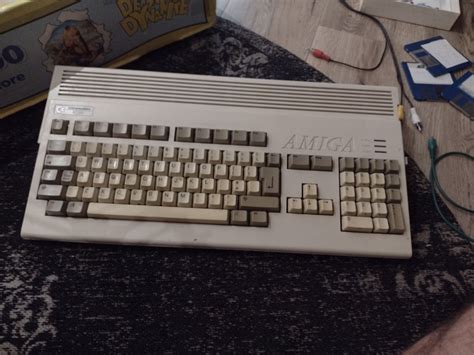 AMIGA 1200 w BOX DESKTOP DYNAMITE Aukcja od 1 zł Siedlce