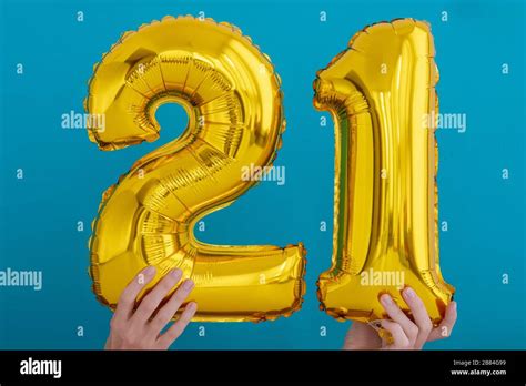 Gold Foil Number 21 Celebration Balloon Stock Photo Alamy