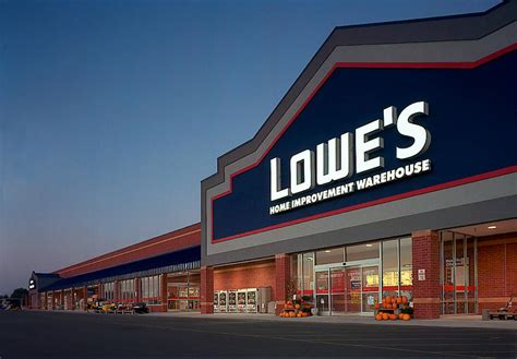 Why I Choose Home Depot Over Lowe's - The Home Depot, Inc. (NYSE:HD ...