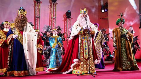 Cabalgata de Reyes Las cabalgatas de los Reyes Magos llevan ilusión y