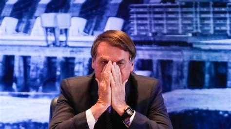 Petrobras Está Preocupada Em Ser Campeã Do Mundo Diz Bolsonaro