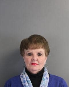 Ramona Carol Nelson A Registered Sex Offender In ST ALBANS WV 25177