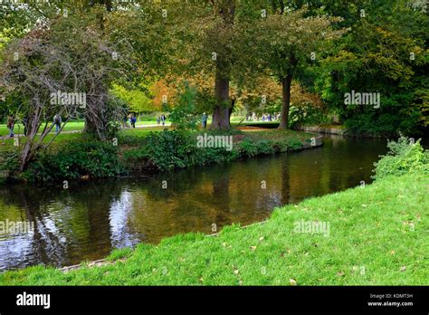 Morden Hall Park Autumn Stock Photo Alamy