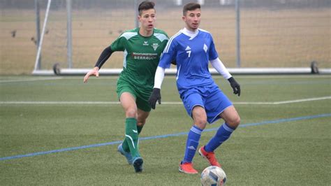 Fußball Junioren U19 Testspiel FC Deisenhofen SB DJK Rosenheim