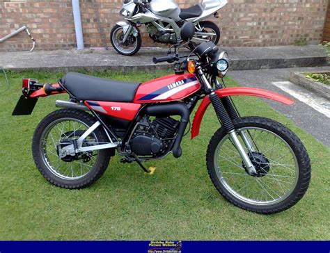 Yamaha Dt 175 1975 Datos Técnicos Poder Par El Consumo De Combustible