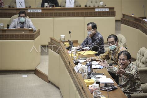 Raker Komisi Ii Dpr Dengan Menteri Atr Bpn Antara Foto