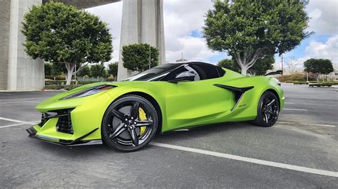 Dynamic Lime Wrapped C8 Z06 Looks Amazing Corvetteforum