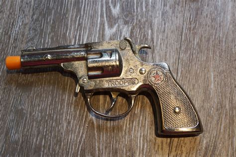 Antique 1950s Hubley Trooper Toy Cap Gun Die Cast Colt 45 Etsy