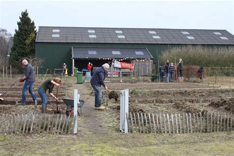 Dorpstuin Diphoorn Krijgt Plaquette Nieuws Sleenweb