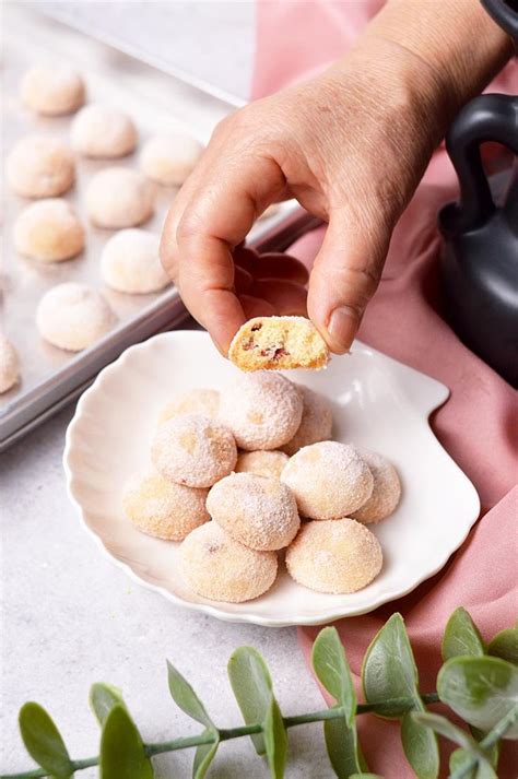 Strawberry Snowball Cookies Jaja Bakes Jajabakes Recipe