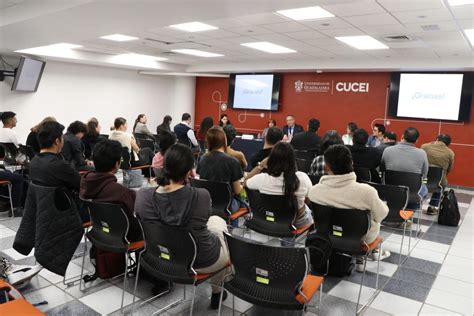 Cucei Recibe A Estudiantes De Intercambio A Centro Universitario