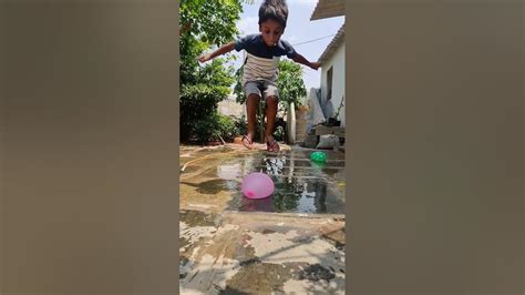 Water Balloon Popping 🎈🎈🎈🎈😍😘🎈🎈🎈😋☺️😊😁🎈🎈😜😜🎈🎈😘😘 Youtubeshorts Funny