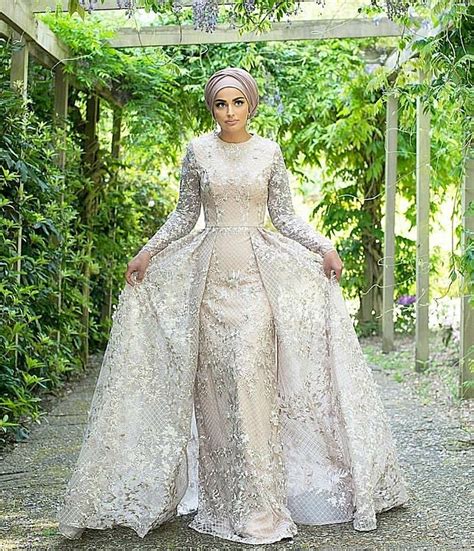 A Modern Take On Unique Hijab Bridal Gowns To Inspire Your Wedding Look