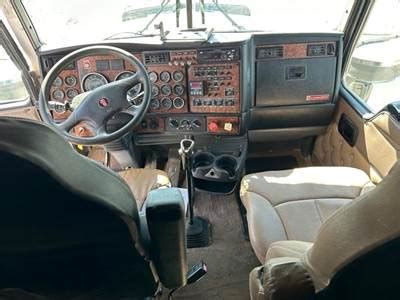 2005 Kenworth T800 Sleeper Semi Truck 62 Raised Roof Sleeper