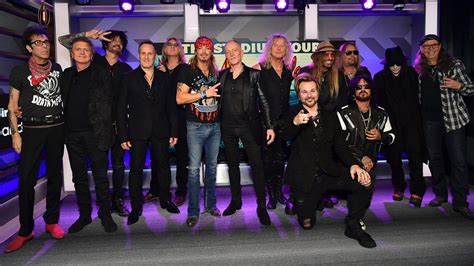 Motley Crue: 'The Dirt' on why the reunion tour will rake it in | Fox ...