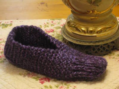 Knitting Patterns Galore - Easy Slippers