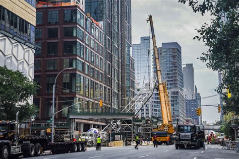 New York City Crane Collapse Linked to Company and Operator With ...