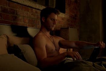 Jake McDorman Shows Nude Torso In Limitless Gay Male Celebs