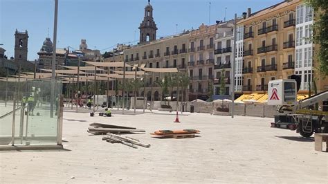 Valencia Nueva Plaza De La Reina Mucha Piedra Y Mala Sombra