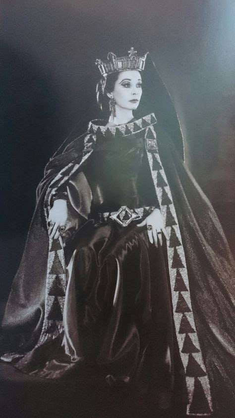 Vivien Leigh As Lady Macbeth In The 1955 Production Of Macbeth