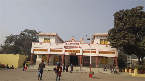 Sankat Mochan Hanuman Temple - History, Timings, Story, Location ...