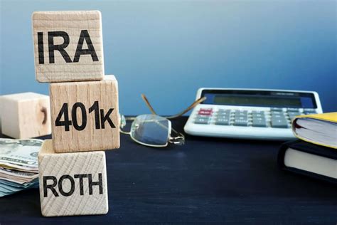 What S The Difference Between IRAs And 401 K S