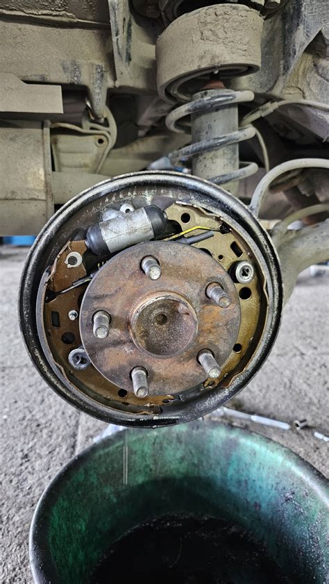 Задние тормозные цилиндры — Toyota Vista (50), 1,8 л, 1999 года ...