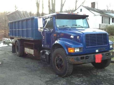 International 4900 1994 Medium Trucks