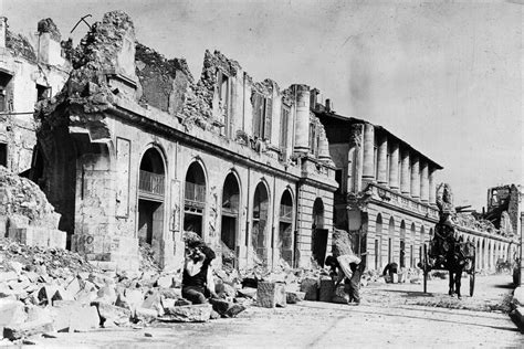 Italy’s History of Deadly Earthquakes - The New York Times