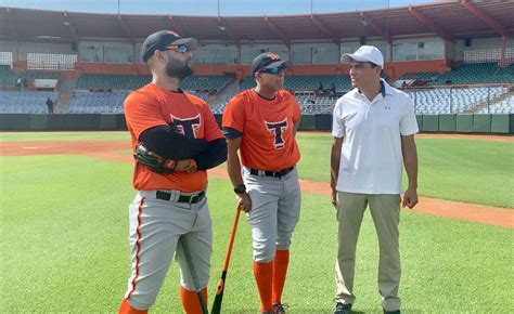 Manolitoenelplay Toros Del Este Dan Inicio A Entrenamientos Llenos De