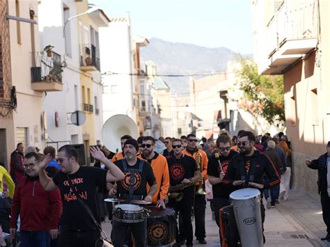 La Bandarra Street Orquestra Ha Donat El Tret De Sortida I Ha Amenitzat