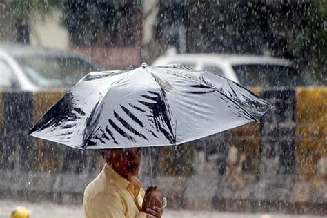 Mumbai Weather Update Heavy Showers Take Break But Moderate Rains To