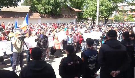 Membrii Si Simpatizantii Partidului SOR Au Protestat Din Nou In Fata