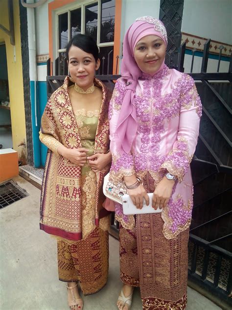 Cara Memakai Kain Songket Palembang Homecare