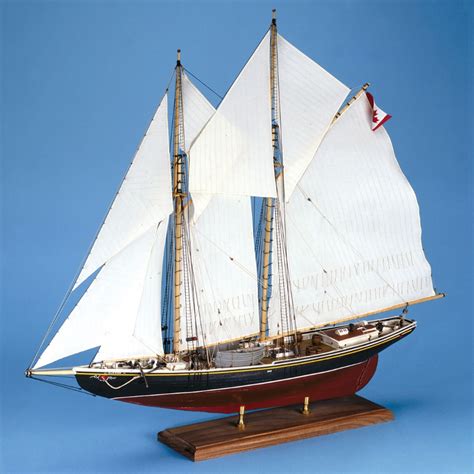 Billing Boats Bluenose Ii Wooden Hull Scale