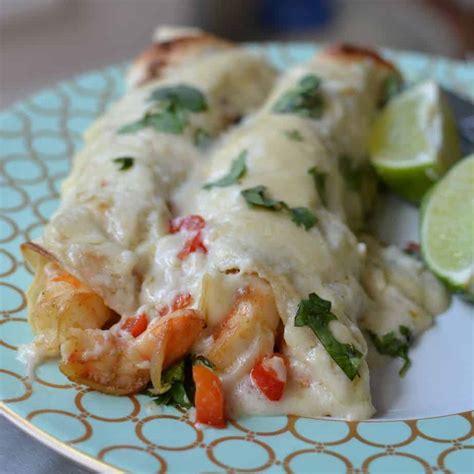 Easy Creamy Shrimp Enchiladas Small Town Woman