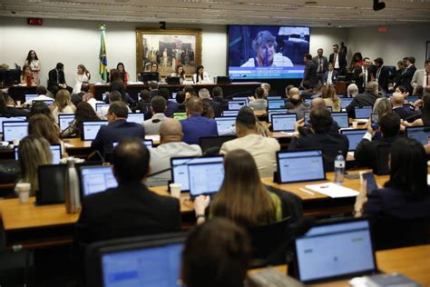 Ccj Da C Mara Adia Mais Uma Vez Vota O Sobre Anistia A Processados