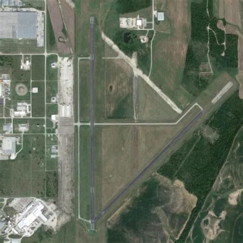 Coffeyville Municipal Airport in Coffeyville Airport, KS (Google Maps)